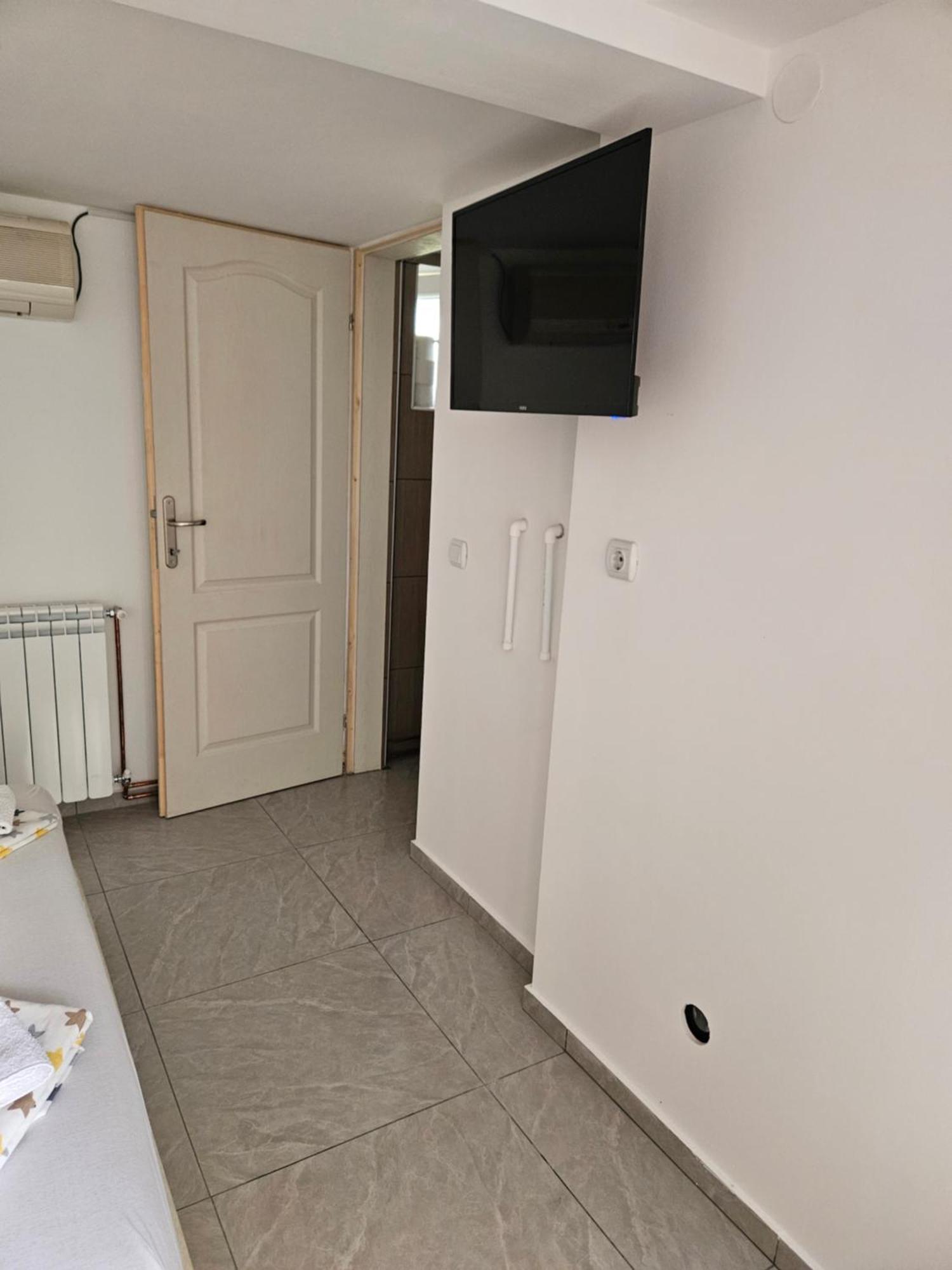 Srbobran Apartman Centar מראה חיצוני תמונה